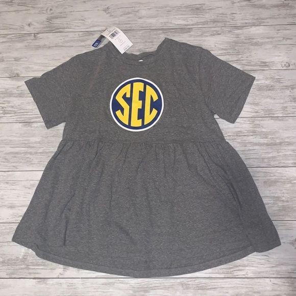 Lauren James Gray SEC Peplum Tshirt NWT - Picture 1 of 3
